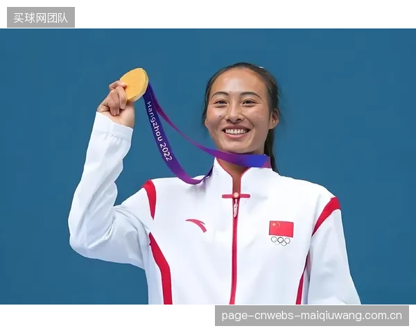 中国网球军团五人亮相罗兰加洛斯,集体寻求在红土大满贯实现突破。 中国网球军团五人亮相罗兰加洛斯,集体寻求在红土大满贯实现突破。